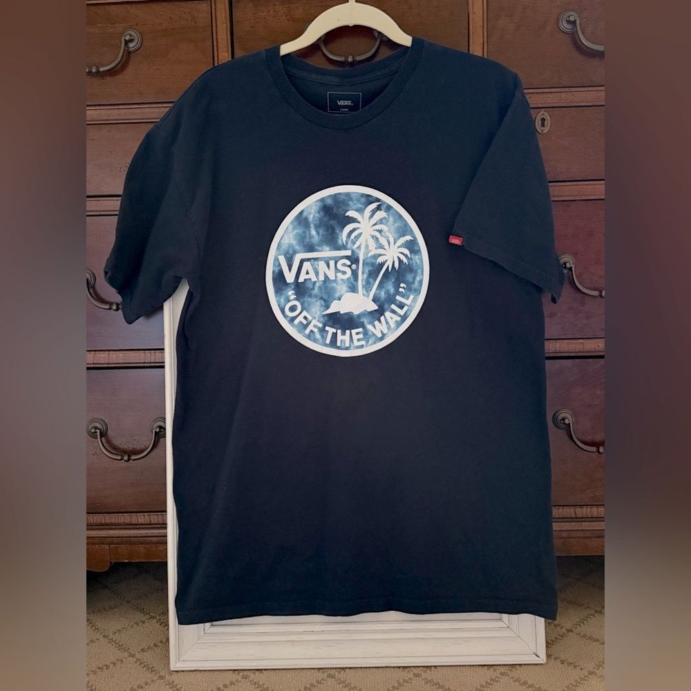 Vans "Off the Wall" Navy short sleeved T-shirt with palm tree details L